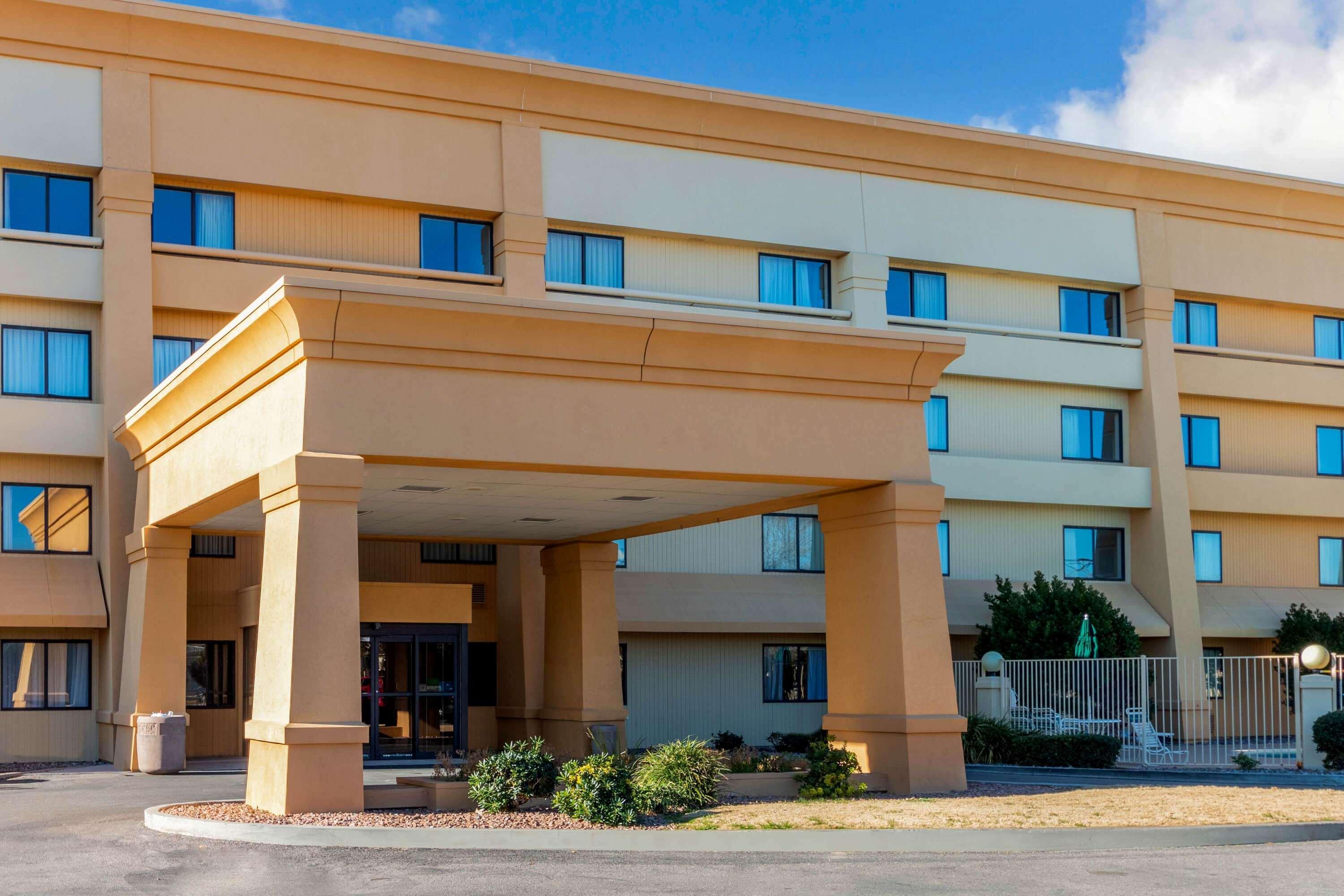 La Quinta Inn & Suites By Wyndham Las Cruces Organ Mountain Exterior photo